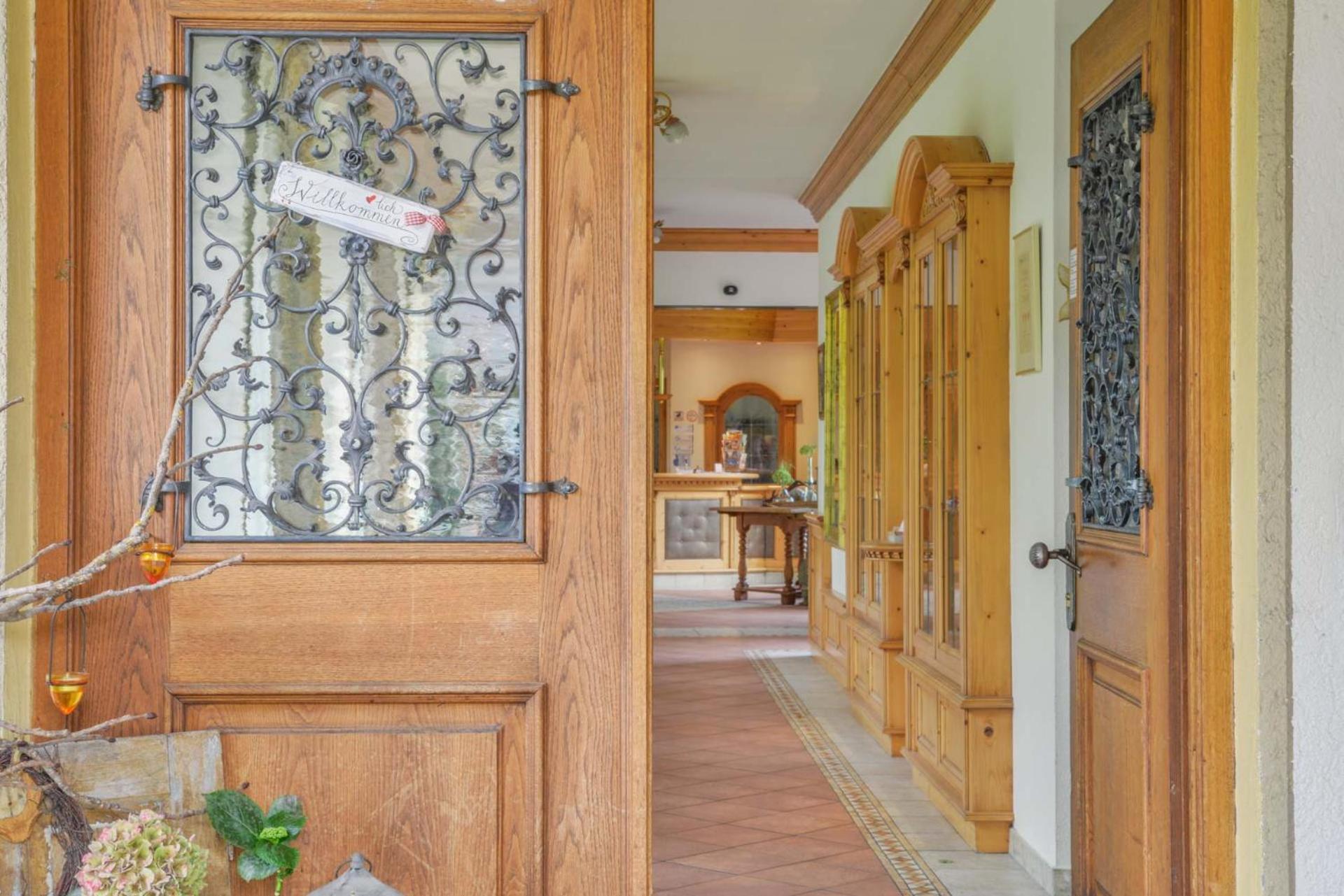 Posthotel Hofherr Konigsdorf エクステリア 写真