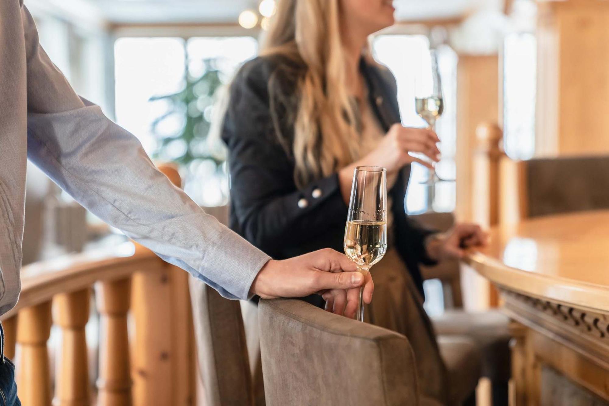 Posthotel Hofherr Konigsdorf エクステリア 写真