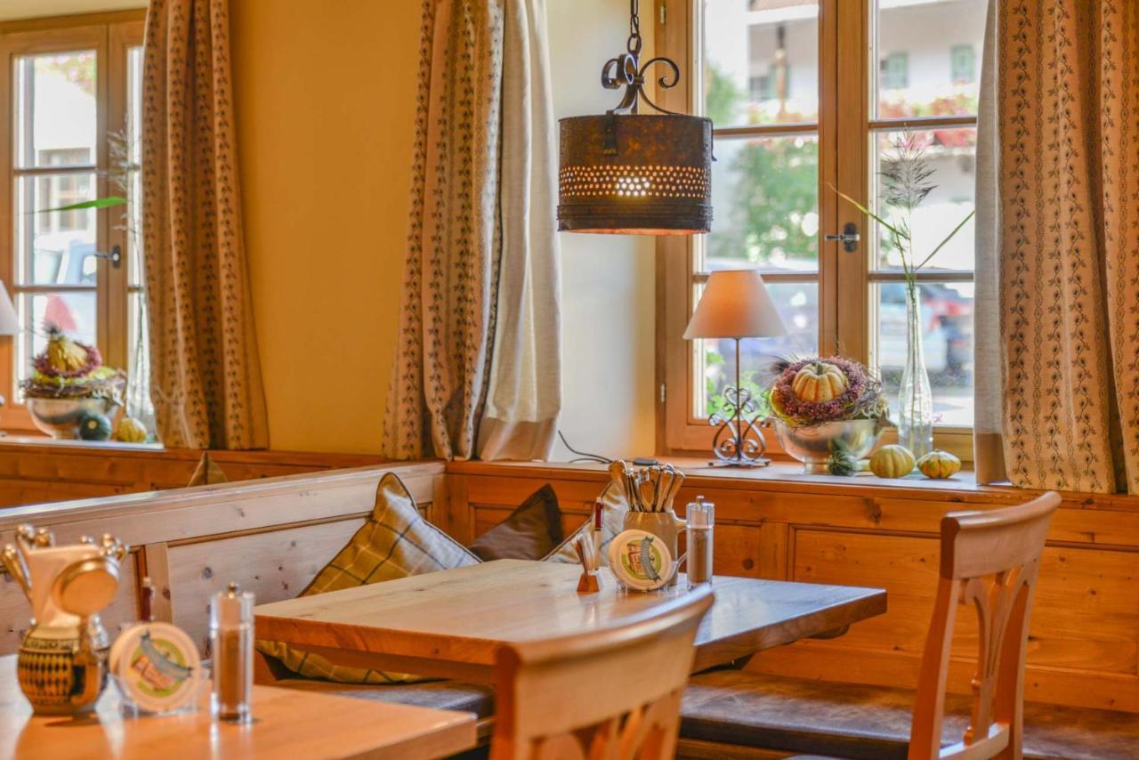 Posthotel Hofherr Konigsdorf エクステリア 写真