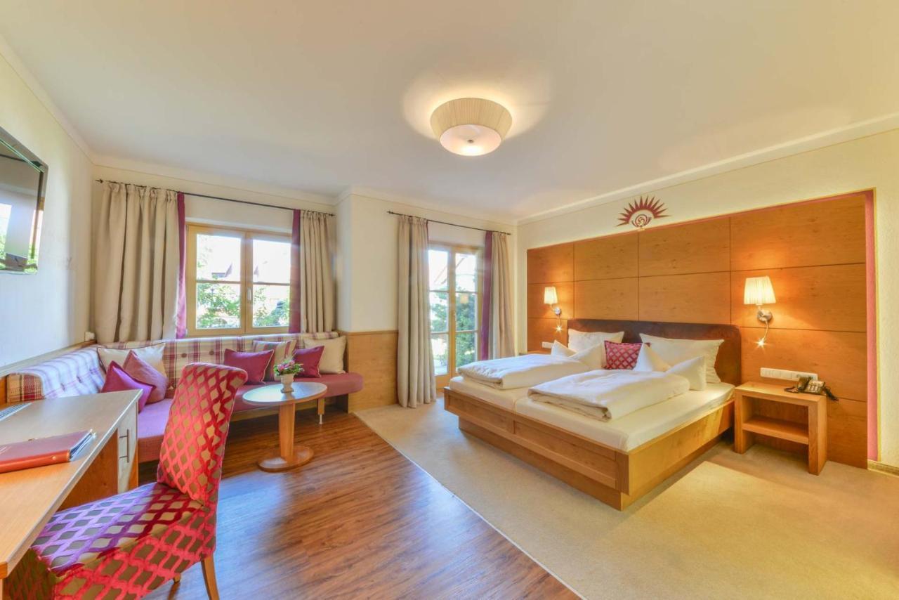 Posthotel Hofherr Konigsdorf エクステリア 写真