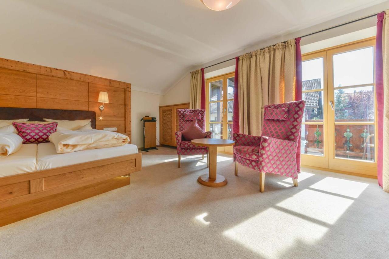 Posthotel Hofherr Konigsdorf エクステリア 写真